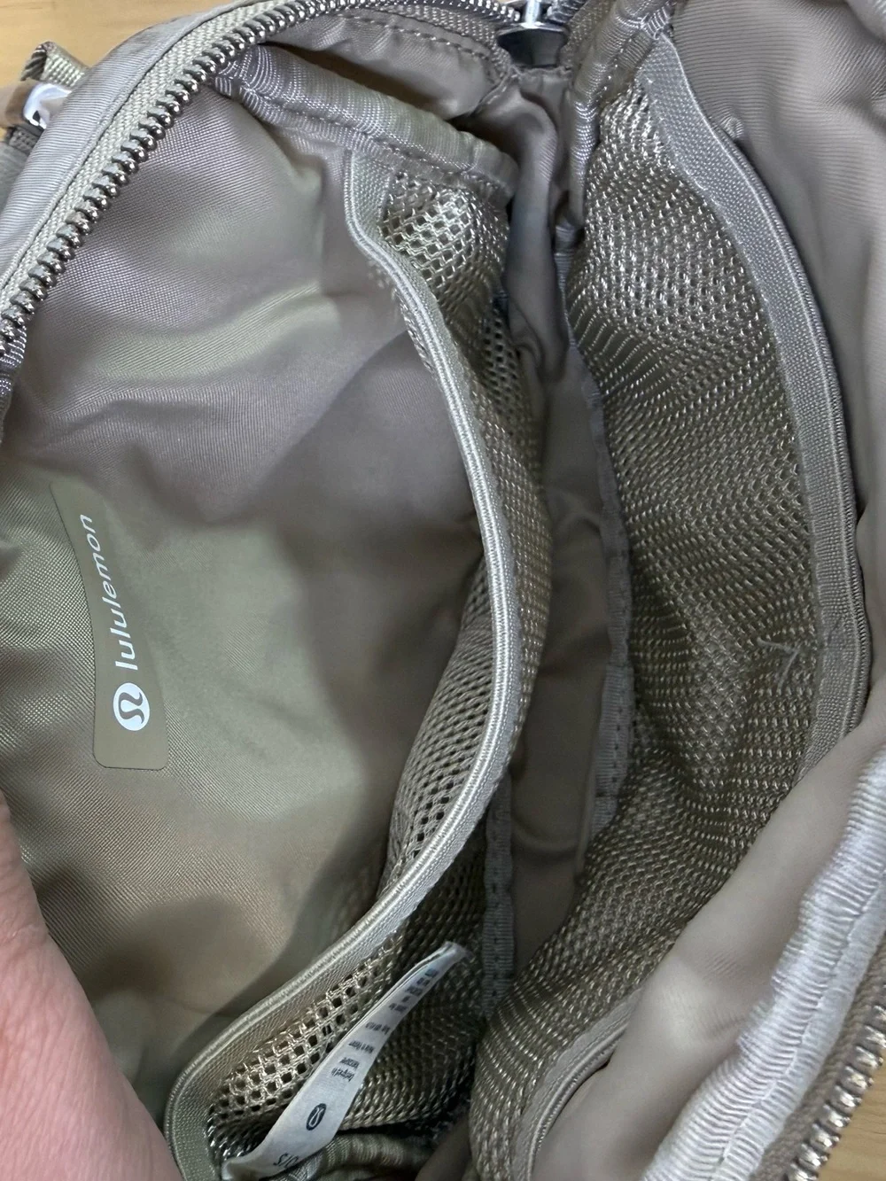 Lululemon Everywhere Belt Bag 1L Trench/White Opal Logo Tan Crossbody - Picture 5 of 5